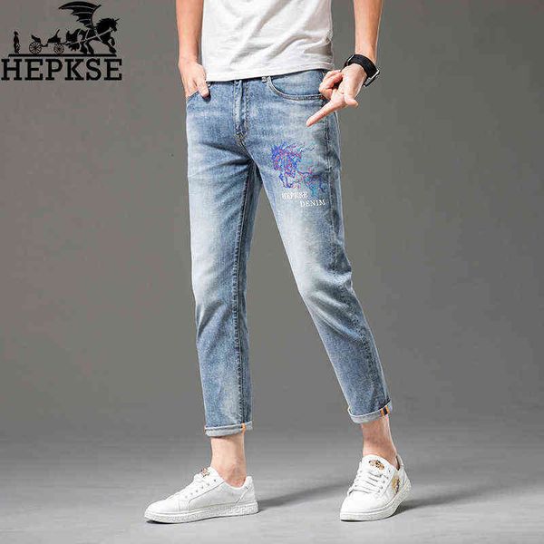 end high european light blue embroidered cropped jeans men's thin summer fashion trend elastic slim straight tube
end high european light blue embroidered cropped jeans men's thin summer fashion trend elastic slim straight tube