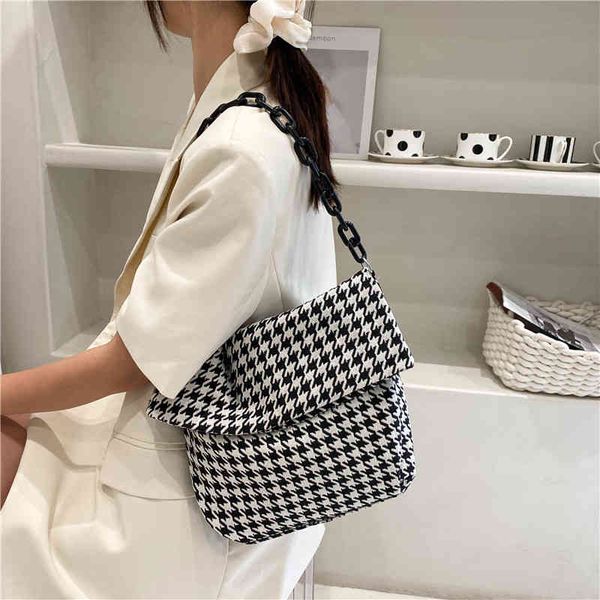 canvas bag female new nordic style messenger bag leisure student postman 
canvas bag female new nordic style messenger bag leisure student postman
