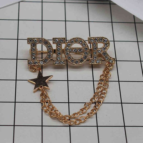 fashion new jewelry trend luxury brand designer wholesale tassel letter d family personalized inlaid overcoat suit, Silver
fashion new jewelry trend luxury brand designer wholesale tassel letter d family personalized inlaid overcoat suit, Silver