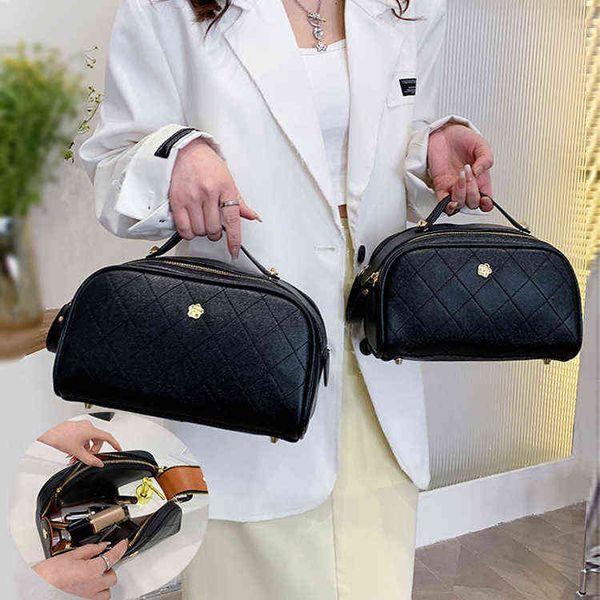 cosmetic bag female embroidered thread lingge advanced sense cosmetic storage bag portable large capacity portable cosmetic bag 220625
cosmetic bag female embroidered thread lingge advanced sense cosmetic storage bag portable large capacity portable cosmetic bag 220625
