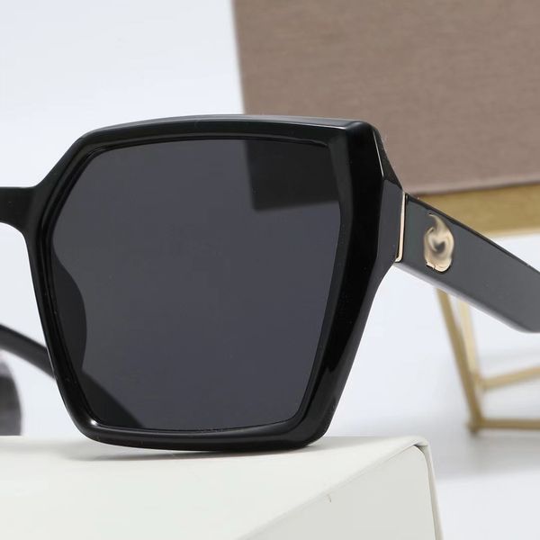 popular sunglasses for women designer classical square transparent gray powder simplicity highlights the big name temperament beach travel l, White;black
popular sunglasses for women designer classical square transparent gray powder simplicity highlights the big name temperament beach travel l, White;black