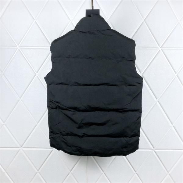 new designer men's down vests winter jacket canada down vest warm vest women's parka outerwear, Black;white
new designer men's down vests winter jacket canada down vest warm vest women's parka outerwear, Black;white