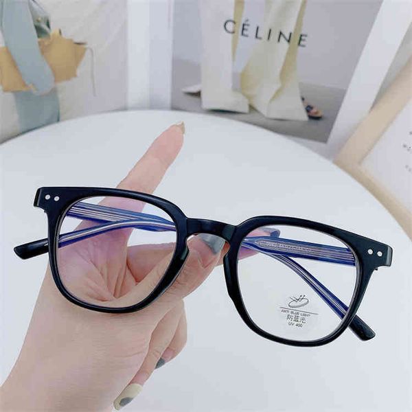sunglasses 2022 gm identical spectacle frame plate insert core myopia plain color anti blue light flat glasses, White;black
sunglasses 2022 gm identical spectacle frame plate insert core myopia plain color anti blue light flat glasses, White;black