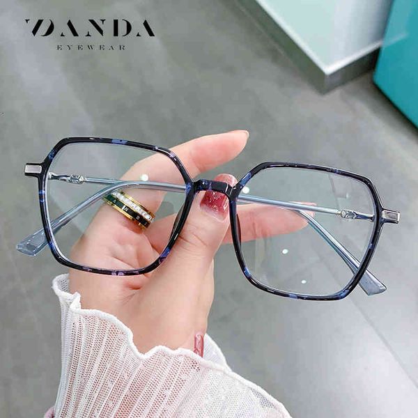 sunglasses lk307 anti blue light tr90 net red large frame flat lens reflection men's and women's round face 5ep0, White;black
sunglasses lk307 anti blue light tr90 net red large frame flat lens reflection men's and women's round face 5ep0, White;black