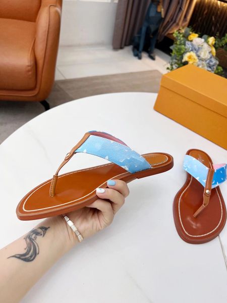 summer women fur slippers real fur slides female indoor flip flops casual raccon sandals furry fluffy plush shoes 0601, Black
summer women fur slippers real fur slides female indoor flip flops casual raccon sandals furry fluffy plush shoes 0601, Black