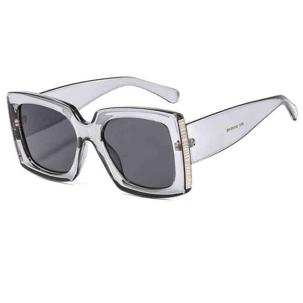 new korean women's sunglasses large frame thin pc box 8137 brand designer luxury fashion sun glasses, White;black
new korean women's sunglasses large frame thin pc box 8137 brand designer luxury fashion sun glasses, White;black