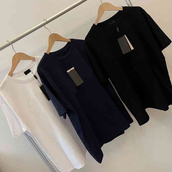 women's t-shirt spring family men's and women's same letter embroidery gift box 3-piece set of casual short sleeves, White
women's t-shirt spring family men's and women's same letter embroidery gift box 3-piece set of casual short sleeves, White