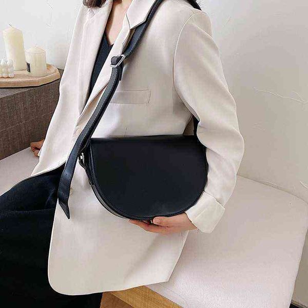 evening bags handbags for women shoulder female pu leather crossbody messenger lady retro daily totes saddle purses 220721
evening bags handbags for women shoulder female pu leather crossbody messenger lady retro daily totes saddle purses 220721