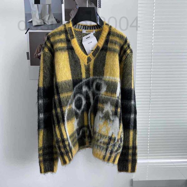 women's sweaters designer early autumn 2022 pei xiuzhi yu wenwen cashmere mohair yellow black plaid v-neck pullover dvad, White;black
women's sweaters designer early autumn 2022 pei xiuzhi yu wenwen cashmere mohair yellow black plaid v-neck pullover dvad, White;black