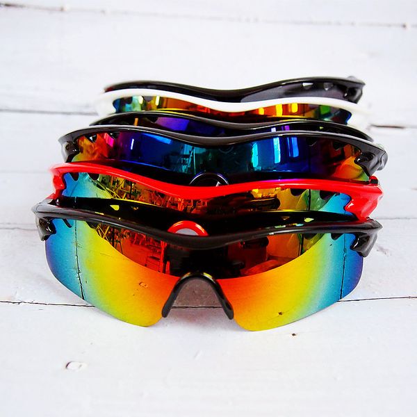 new mirror reflective sport sunglasses 6 colors skateboarding driving colorful outdoor charm windproof travel goggles glasses man woman 9302, White;black
new mirror reflective sport sunglasses 6 colors skateboarding driving colorful outdoor charm windproof travel goggles glasses man woman 9302, White;black