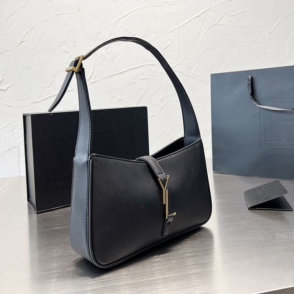 brands bags designer handbag luxury shoulder axillary bag fashion leather crossbody messenger handbag women wallet
brands bags designer handbag luxury shoulder axillary bag fashion leather crossbody messenger handbag women wallet