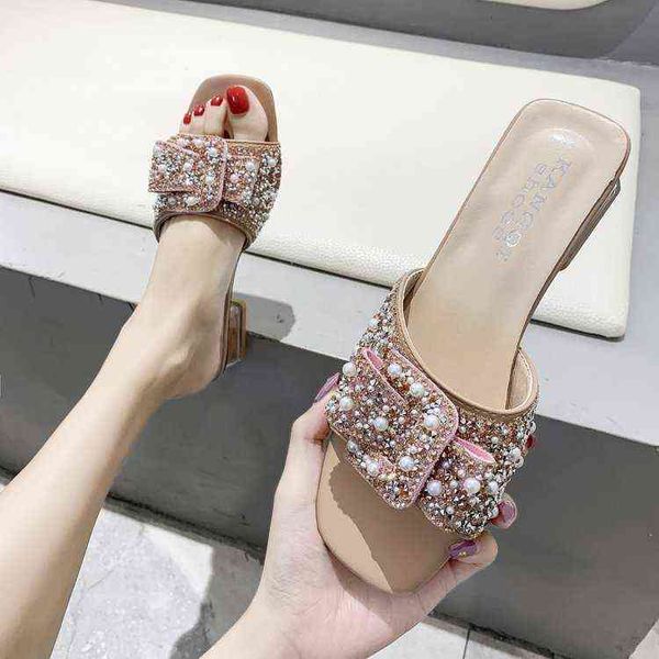 2022 slippers for women in summer wear fashionable and versatile sequin one-line european thick heels semi sandals high, Black
2022 slippers for women in summer wear fashionable and versatile sequin one-line european thick heels semi sandals high, Black