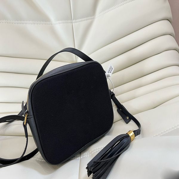 women handbags wallets monogram lou camera bag in quilted leather luxurys designer bags fashion embossed shoulder strap genuine leather cros
women handbags wallets monogram lou camera bag in quilted leather luxurys designer bags fashion embossed shoulder strap genuine leather cros