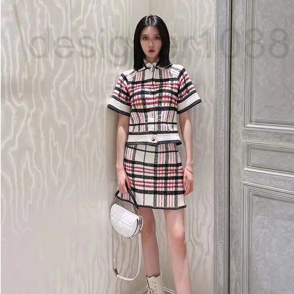 women's two piece pants designer plaid knitted fashion women's suit polo short sleeve high waist skirt the same style of stars new, White
women's two piece pants designer plaid knitted fashion women's suit polo short sleeve high waist skirt the same style of stars new, White