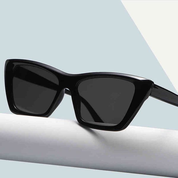 sunglasses princess fashion irregular rectangular american black frame trend x2ha, White;black
sunglasses princess fashion irregular rectangular american black frame trend x2ha, White;black
