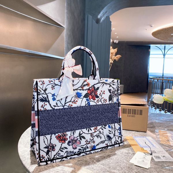 luxury handbags women shopping bag totes designer handbag fashion with classic letter pattern shoulder bags top
luxury handbags women shopping bag totes designer handbag fashion with classic letter pattern shoulder bags top