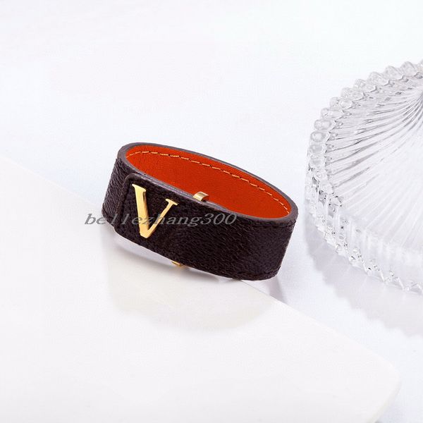 europe america designer style lady women 18k gold engraved v initials gold color hardware print flower wide leather bracelet bangle m6456e, Black
europe america designer style lady women 18k gold engraved v initials gold color hardware print flower wide leather bracelet bangle m6456e, Black