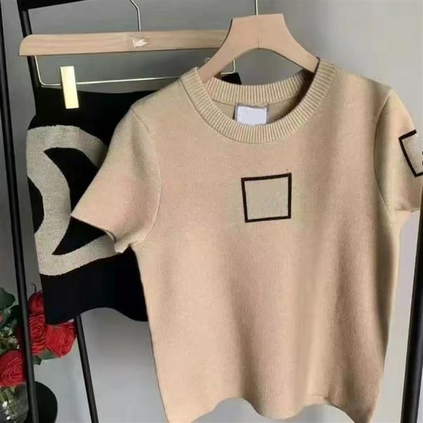 designer women's two piece pants suit summer fashion cc big letter logo knit shorts short sleeve set suits two p236k, White
designer women's two piece pants suit summer fashion cc big letter logo knit shorts short sleeve set suits two p236k, White