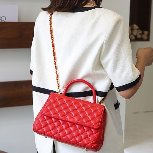 designers thread diamond lattice handbags wallet fashion lady letter plain chains cover shoulder bags interior zipper pocket square clutch b, Red;black
designers thread diamond lattice handbags wallet fashion lady letter plain chains cover shoulder bags interior zipper pocket square clutch b, Red;black