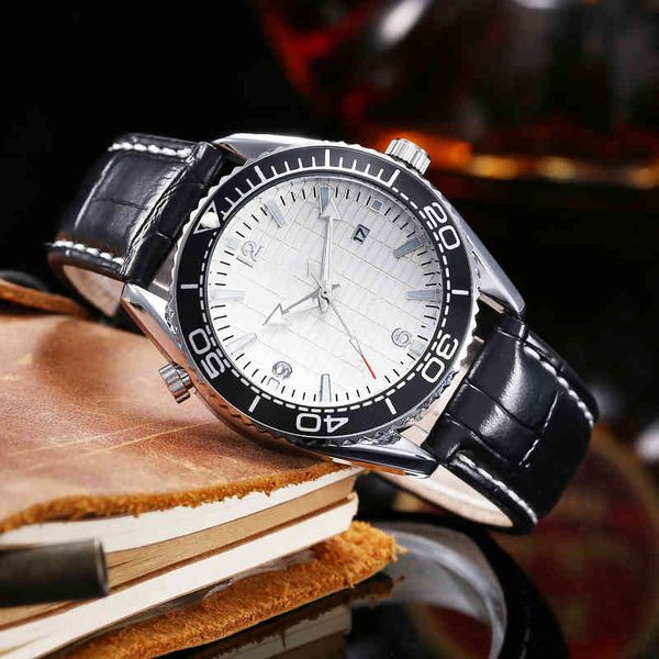 fashion watches mens montre diamond movement luxury designer watch fashion women's men's s8gu, Slivery;brown
fashion watches mens montre diamond movement luxury designer watch fashion women's men's s8gu, Slivery;brown