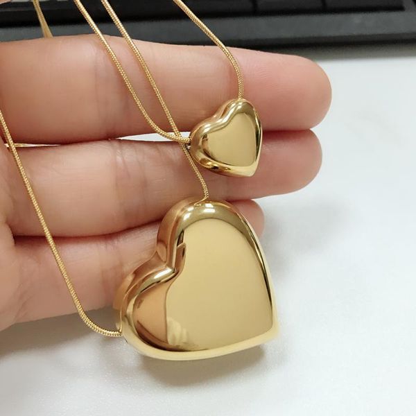 pendant necklaces 2022 designer simple metal peach heart titanium steel necklace girl's clavicle chain for women, Silver
pendant necklaces 2022 designer simple metal peach heart titanium steel necklace girl's clavicle chain for women, Silver