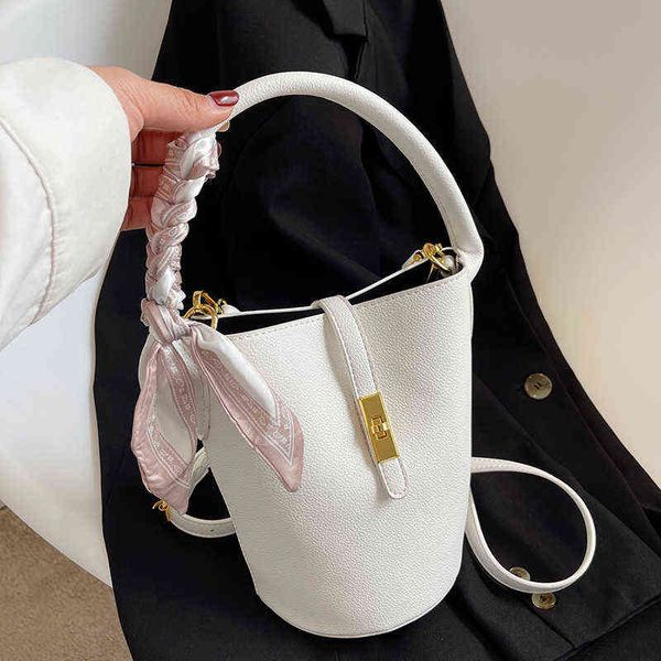2022 summer women's small pu leather bucket shoulder crossbody bags fashion brand designer trendy ribbon handbags sweet totes g220524
2022 summer women's small pu leather bucket shoulder crossbody bags fashion brand designer trendy ribbon handbags sweet totes g220524