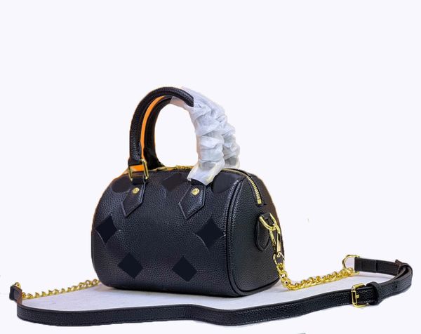 fashion designers women handbags totes luxurys lady shoulder bags quality leather messenger bag classic flowers crossbody empreinte chains
fashion designers women handbags totes luxurys lady shoulder bags quality leather messenger bag classic flowers crossbody empreinte chains