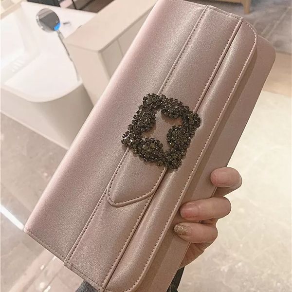 evening bags black new fashion trend european and american silk designer women handbag mb dress luxury evening bag clutch
evening bags black new fashion trend european and american silk designer women handbag mb dress luxury evening bag clutch