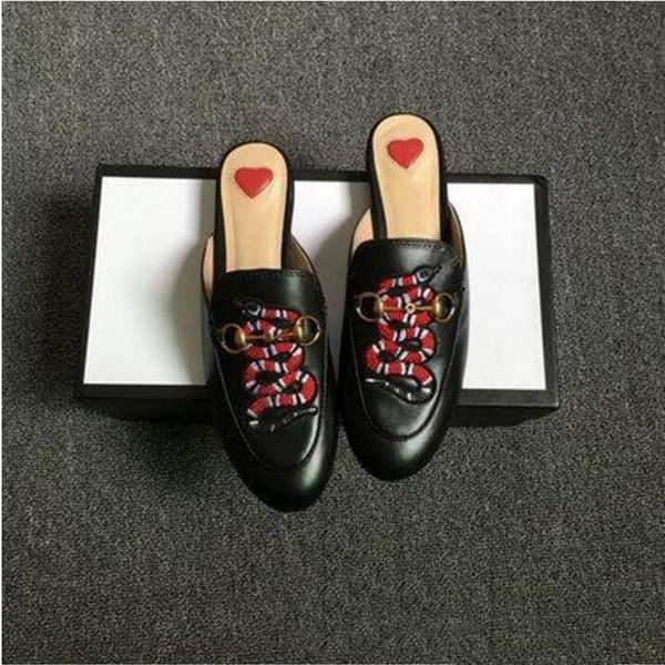 new designer luxury women sandals summer lace velvet slippers princetown genuine leather mules loafers flats with buckle bees snak290t, Black
new designer luxury women sandals summer lace velvet slippers princetown genuine leather mules loafers flats with buckle bees snak290t, Black