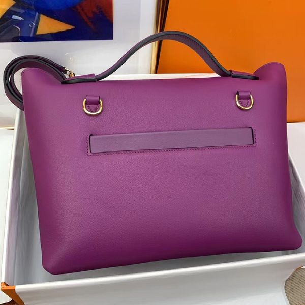 10a 2023 new women's hand-held one-shoulder messenger bag 21cm brand tote bag handmade luxury famous handbag classic togo leather high-
10a 2023 new women's hand-held one-shoulder messenger bag 21cm brand tote bag handmade luxury famous handbag classic togo leather high-