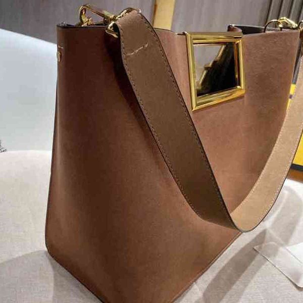 shoulder bag luxury brand fashion snake print large capacity handbag women designer genuine leather mobile wallet 1127
shoulder bag luxury brand fashion snake print large capacity handbag women designer genuine leather mobile wallet 1127