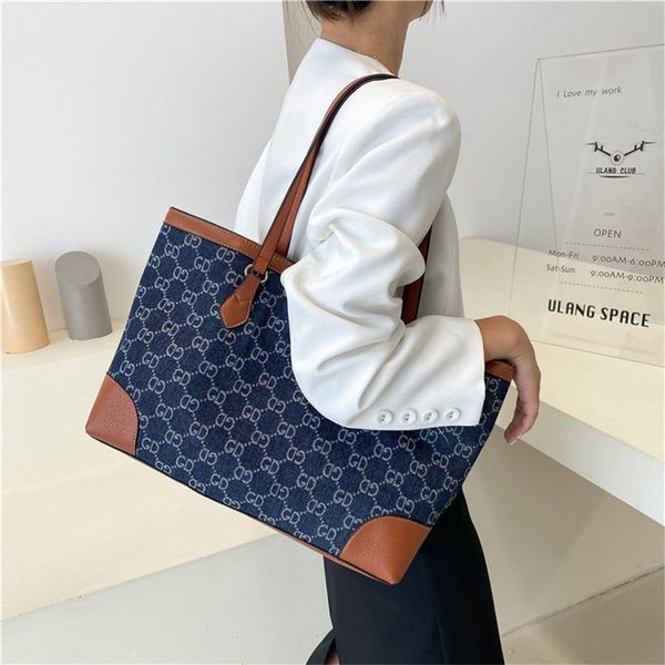 niche design new versatile large capacity women's bag tote one shoulder style travel shopping bag s_model69xb 
niche design new versatile large capacity women's bag tote one shoulder style travel shopping bag s_model69xb