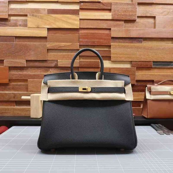 h family litchi pattern togo calf leather bag women's buckle versatile bride handbag big
h family litchi pattern togo calf leather bag women's buckle versatile bride handbag big