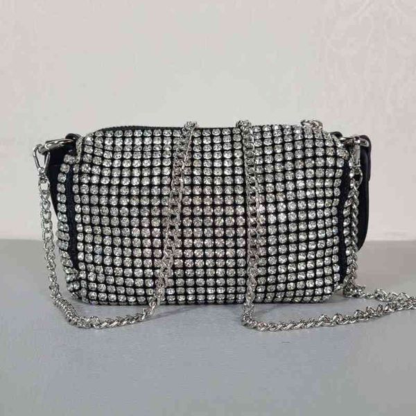 evening bags diamond rhinestone women shoulder bags shiny sparkle female handbags chains luxury fashion ladies handbags party small purse 22
evening bags diamond rhinestone women shoulder bags shiny sparkle female handbags chains luxury fashion ladies handbags party small purse 22