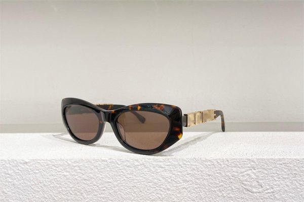 sunglasses for women men summer v1 style anti-ultraviolet retro plate square full frame fashion eyeglasses random box, White;black
sunglasses for women men summer v1 style anti-ultraviolet retro plate square full frame fashion eyeglasses random box, White;black