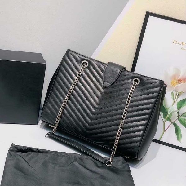 dicky0750 shopping bags fashion tote handbags shopping bags women leather designer shoulder bag dicky0750 lady handbag presbyopic for woman
dicky0750 shopping bags fashion tote handbags shopping bags women leather designer shoulder bag dicky0750 lady handbag presbyopic for woman