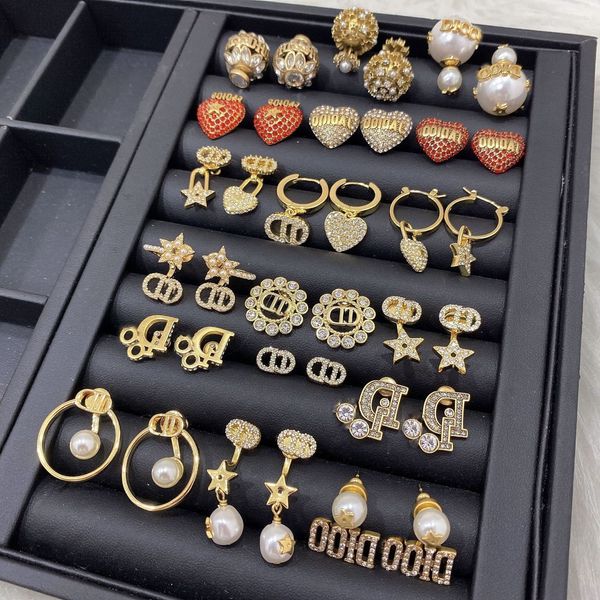 factory retail and wholesale d family new star same letter pearl earrings female dijia net red love five pointed, Golden
factory retail and wholesale d family new star same letter pearl earrings female dijia net red love five pointed, Golden