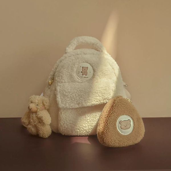 2021 small bear backpack bags women new fashion plush college style cute backbag portable schoolbag kavaii casual girls mini bag
2021 small bear backpack bags women new fashion plush college style cute backbag portable schoolbag kavaii casual girls mini bag