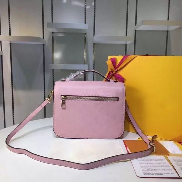 2022 women's embossed shoulder bag new single shoulder fashion chain small square buckle versatile girls messenger mini 135
2022 women's embossed shoulder bag new single shoulder fashion chain small square buckle versatile girls messenger mini 135