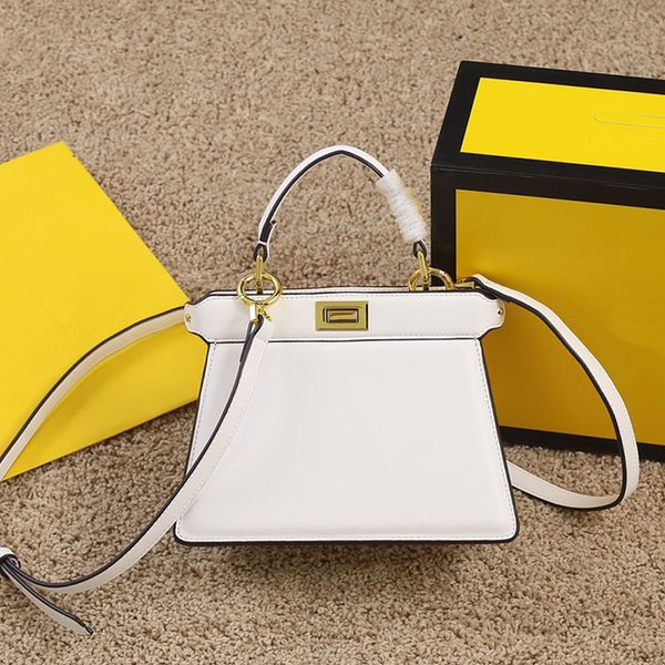 womens lambskin tote bags handbag purse leather small bag lady crossbody handbags plain adjustable shoulder strap gold twist lock 5a quality 
womens lambskin tote bags handbag purse leather small bag lady crossbody handbags plain adjustable shoulder strap gold twist lock 5a quality