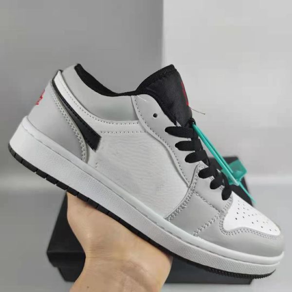 fashion jumpman 1 basketball shoes designer men women 1s low lace-up casual sneakers outdoor zapatillas skateboard sports shoe 36-44, Black
fashion jumpman 1 basketball shoes designer men women 1s low lace-up casual sneakers outdoor zapatillas skateboard sports shoe 36-44, Black