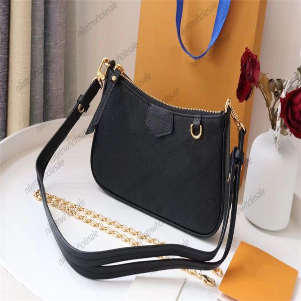 women shoulder bag easy pouch on strap tote monograms empreinte handbags white black crossbody tote m80349
women shoulder bag easy pouch on strap tote monograms empreinte handbags white black crossbody tote m80349
