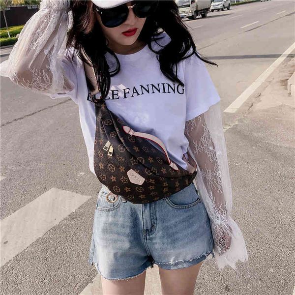 handbags bags 2022 new style chest fashion cross old flower waist temperament girl's shoulder, Black;red
handbags bags 2022 new style chest fashion cross old flower waist temperament girl's shoulder, Black;red