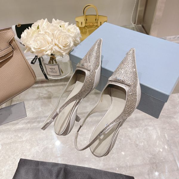 2022 new crystal diamond designer sandals iconic triangular square head high-heeled women shoes size 35-40, Black
2022 new crystal diamond designer sandals iconic triangular square head high-heeled women shoes size 35-40, Black