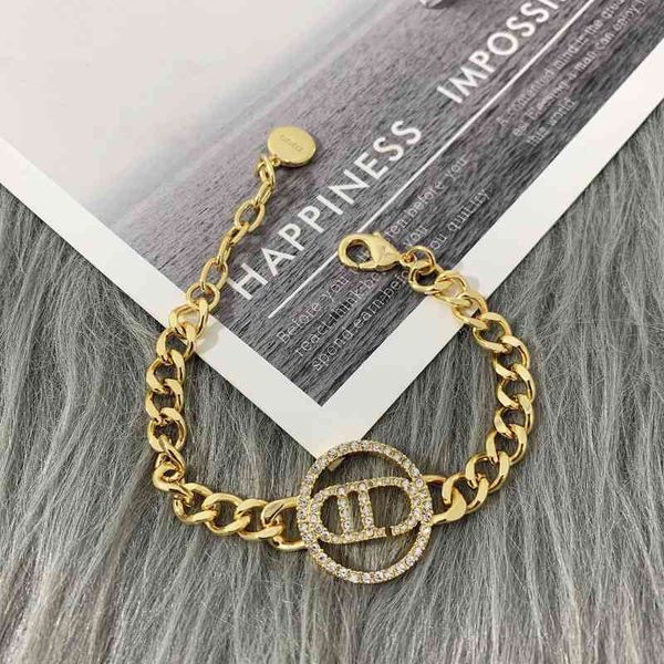 2022 women's fashion all-match high-quality new personality necklace brand wholesale family's letter bracelet, Silver
2022 women's fashion all-match high-quality new personality necklace brand wholesale family's letter bracelet, Silver