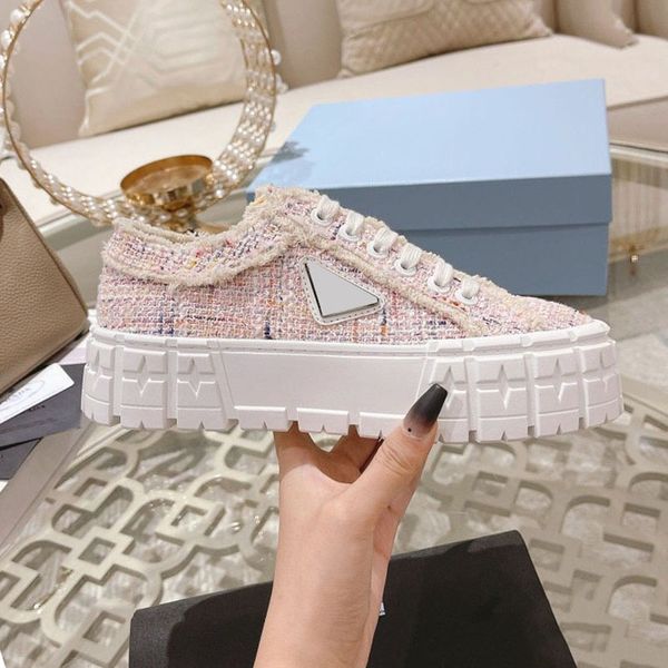 designer nylon women casual canvas shoes platform womens triple black white red lady fashion flat leisure sneakers
designer nylon women casual canvas shoes platform womens triple black white red lady fashion flat leisure sneakers