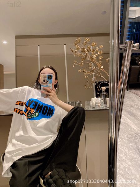 women's t-shirt designer 2022 new funny printed tiger year t-shirt women's loose medium length fashion design white short sleeved 
women's t-shirt designer 2022 new funny printed tiger year t-shirt women's loose medium length fashion design white short sleeved