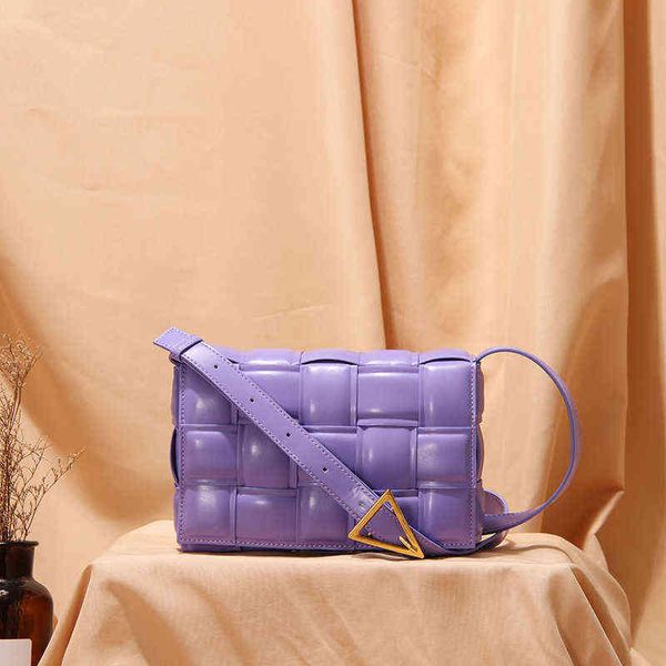 handbag spring and summer new woven plaid bag pillow niche design high grade single shoulder messenger small square women's 0722
handbag spring and summer new woven plaid bag pillow niche design high grade single shoulder messenger small square women's 0722
