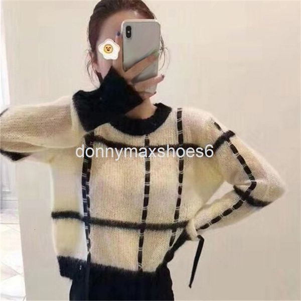 women's sweaters wear rope contrast mohair sweater, soft waxy design in spring, checkered round neck loose knit for women, White;black
women's sweaters wear rope contrast mohair sweater, soft waxy design in spring, checkered round neck loose knit for women, White;black