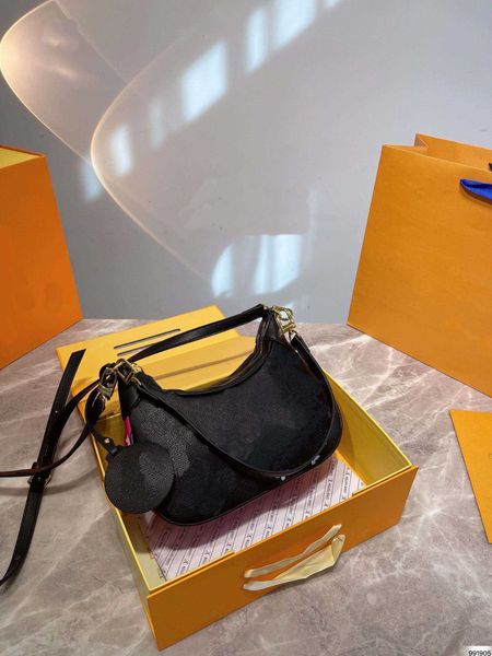 luxury ladies handheld one shoulder messenger bag new antique multifunctional fashion design
luxury ladies handheld one shoulder messenger bag new antique multifunctional fashion design